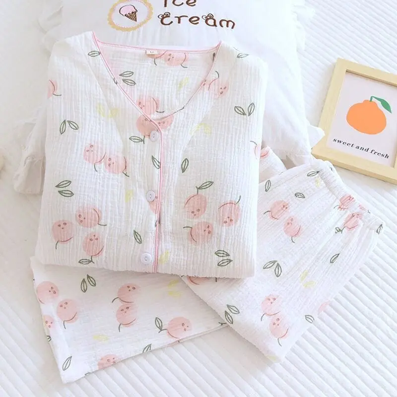 Women's peach print nightwear